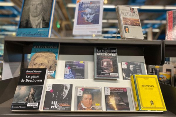photos d'ouvrages sur Beethoven à la bibliothèque publique d'information