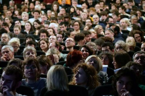 photo du public dans la salle de projection de la cinémathèque