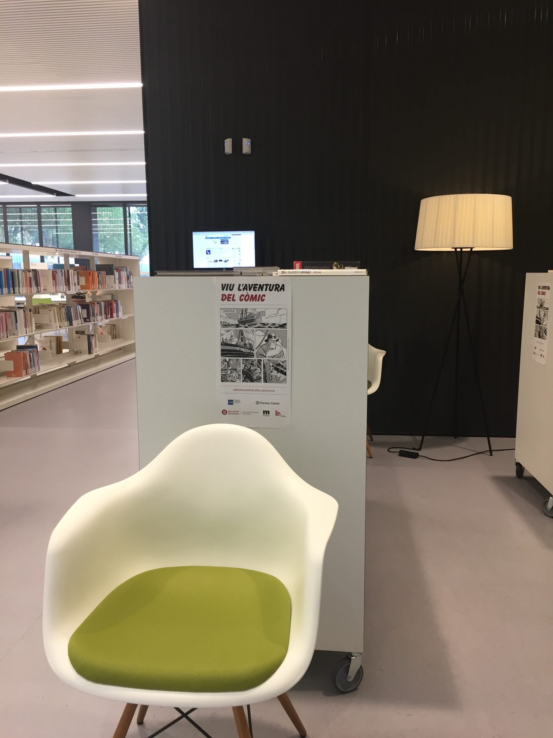 mobilier de la bibliothèque Miquel Batllori