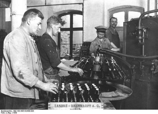 Ouvriers de la brasserie Landré, à Berlin (1930)