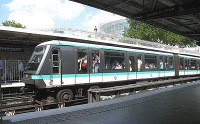 rame de métro à Bastille