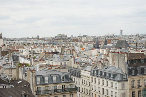 vue des toits de Paris à partir du Centre Pompidou