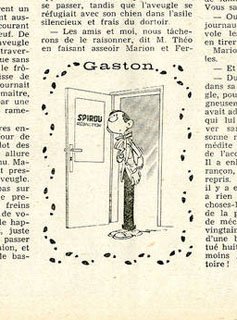 Gaston devant la porte de la salle de rédaction