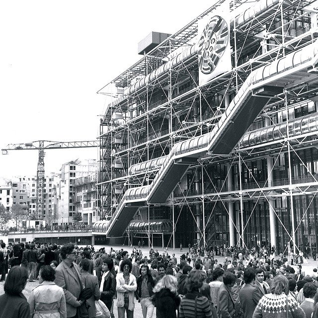 Bâtiment du Centre Pompidou en 1977